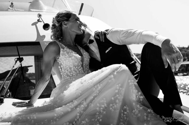 L’amour n’a de limites que celles que l’on lui donne 

#dayafter #photodecouple #apresmariage #mariage #mariage64 #tarbes #toulouse #toulousemaville #paumaville #boat #amour #love #lovephotography