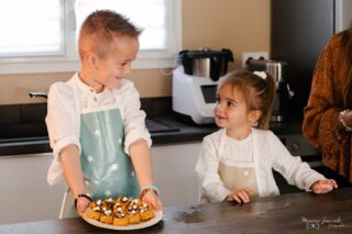 Leur complicité, leurs regards, leur bonheur...

#cuisine #culinaire #photodefamille #photographetoulouse #photographetarbes #cuisineenfamille #diycuisine #emotions #enfantssages